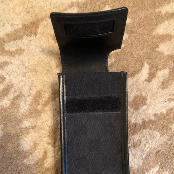 Authentic Gucci GG phone case - Picture 5 of 6